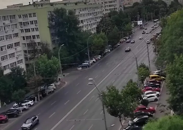 - Unirii - Timpuri Noi Apartman